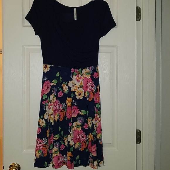 Modcloth Botanical Breakfast Dress - Picture 2 of 6